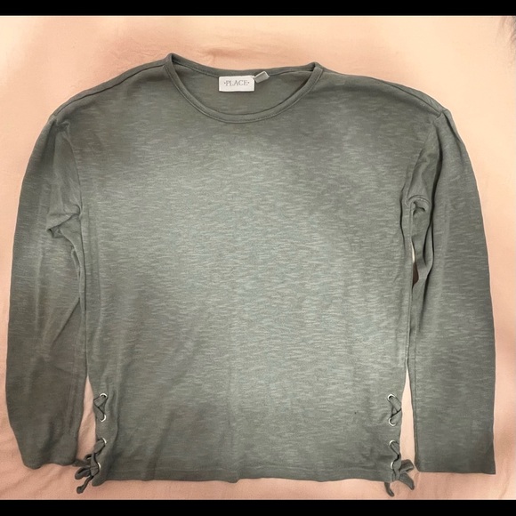 Girl’s CHILDREN’S PLACE long sleeve top - Picture 4 of 5